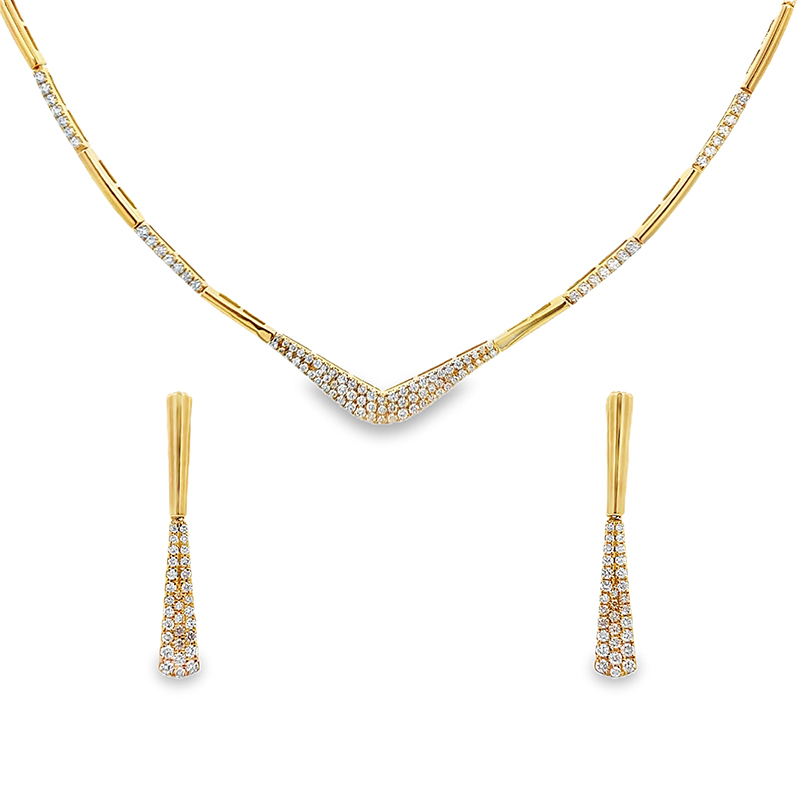 18K Gold Diamond Necklace Set
